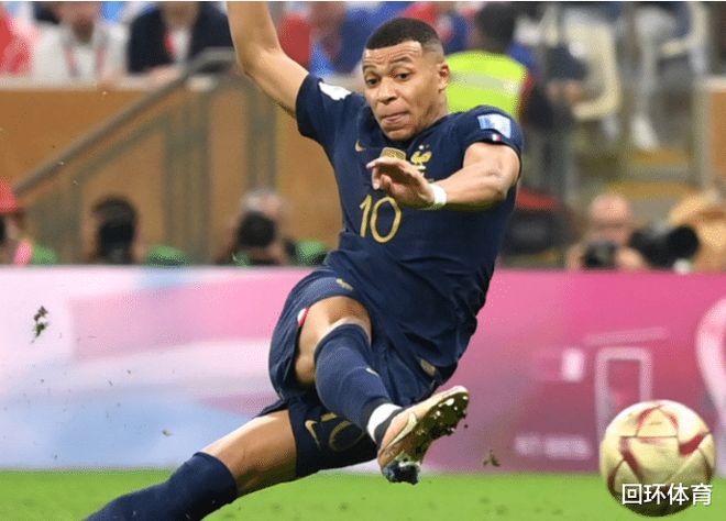 英超战报：福登双响，格瓦迪奥尔破门+送点，曼城3-2利兹联