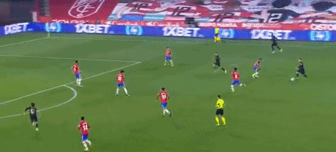 西甲战报：费尔南德斯点射制胜，十人西班牙人1-0十人巴列卡诺